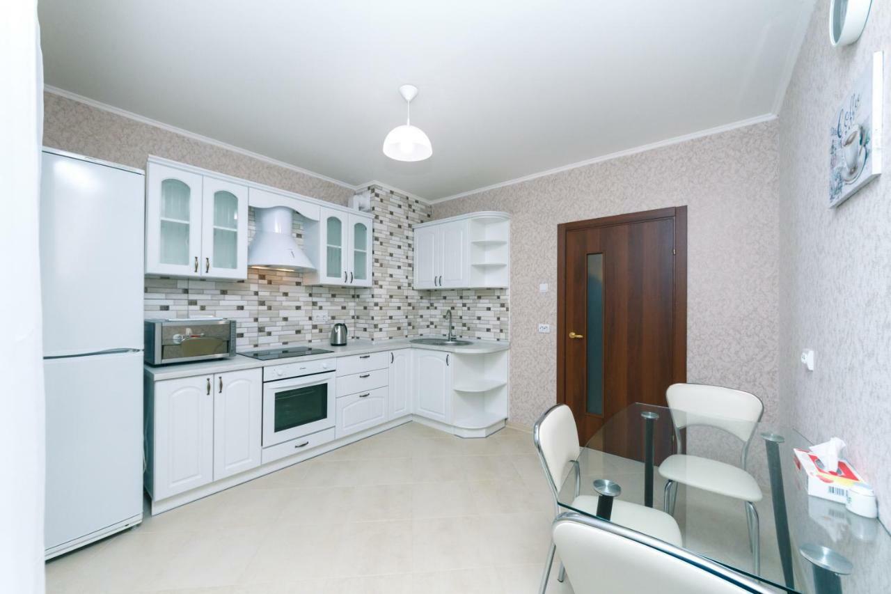 Видовая Квартира Yaroslavichi-2 Vyshhorod Exterior photo